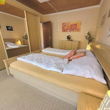 Almkogel Apartament *